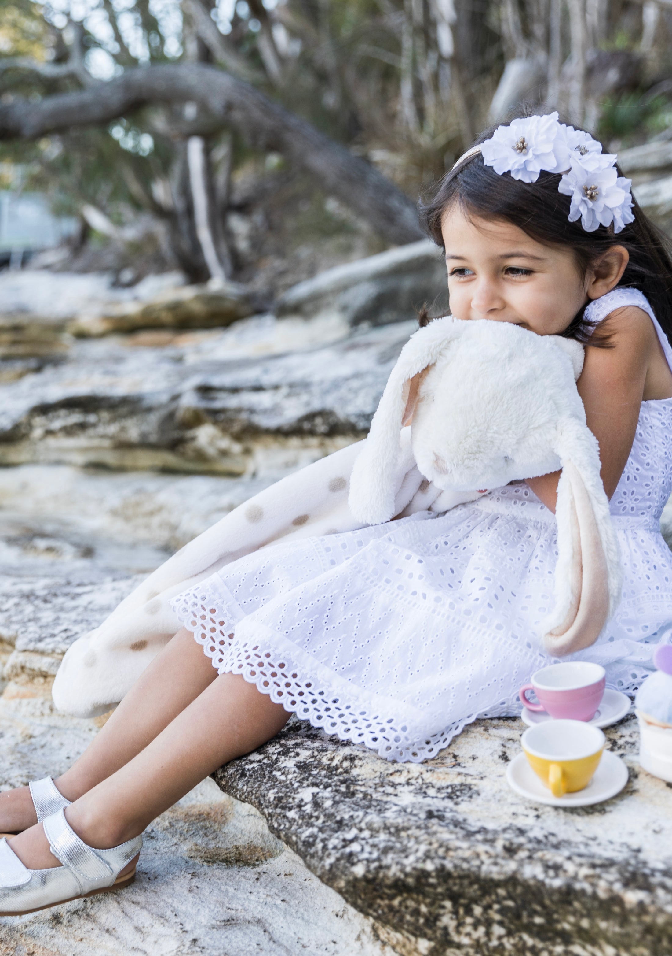 Ariel Bunny Dreams: Cream & Hazelnut Polka Dot Jumbo Comforter Blanket
